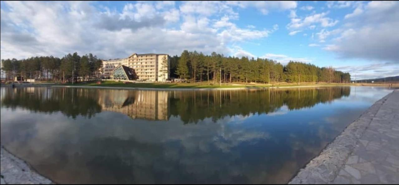 Hotel Borovi Forest Resort & Spa Sjenica Exteriör bild