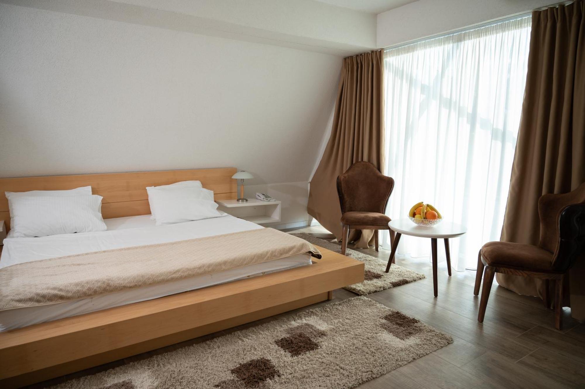 Hotel Borovi Forest Resort & Spa Sjenica Exteriör bild